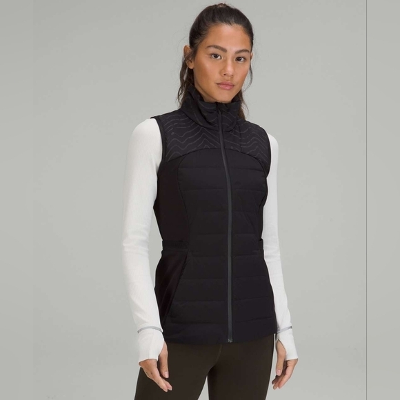 Lululemon Down for it all - reflective rhythm Black down vest. Black, Size 4 - Picture 1 of 12